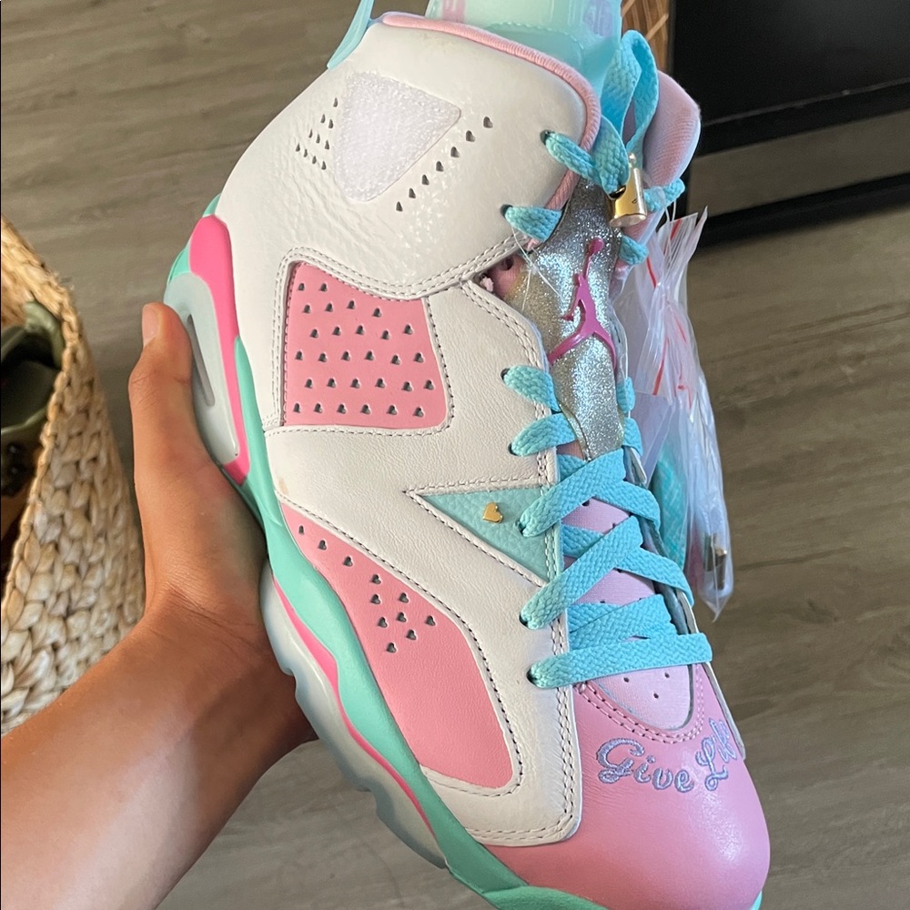 JORDAN AIR JORDAN 6 RETRO 'DOERNBECHER FREESTYLE'